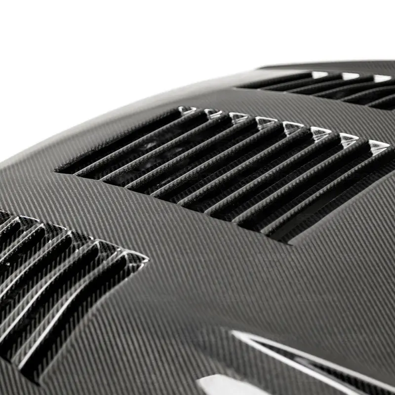 Seibon 2017-2018 Nissan Gtr R35 Gtii-Style Carbon Fiber Hood 1