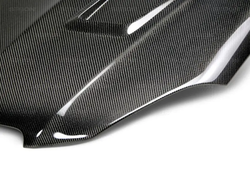 Seibon 12-14 Mercedes Benz C63 Gt-Style Carbon Fiber Hood 1