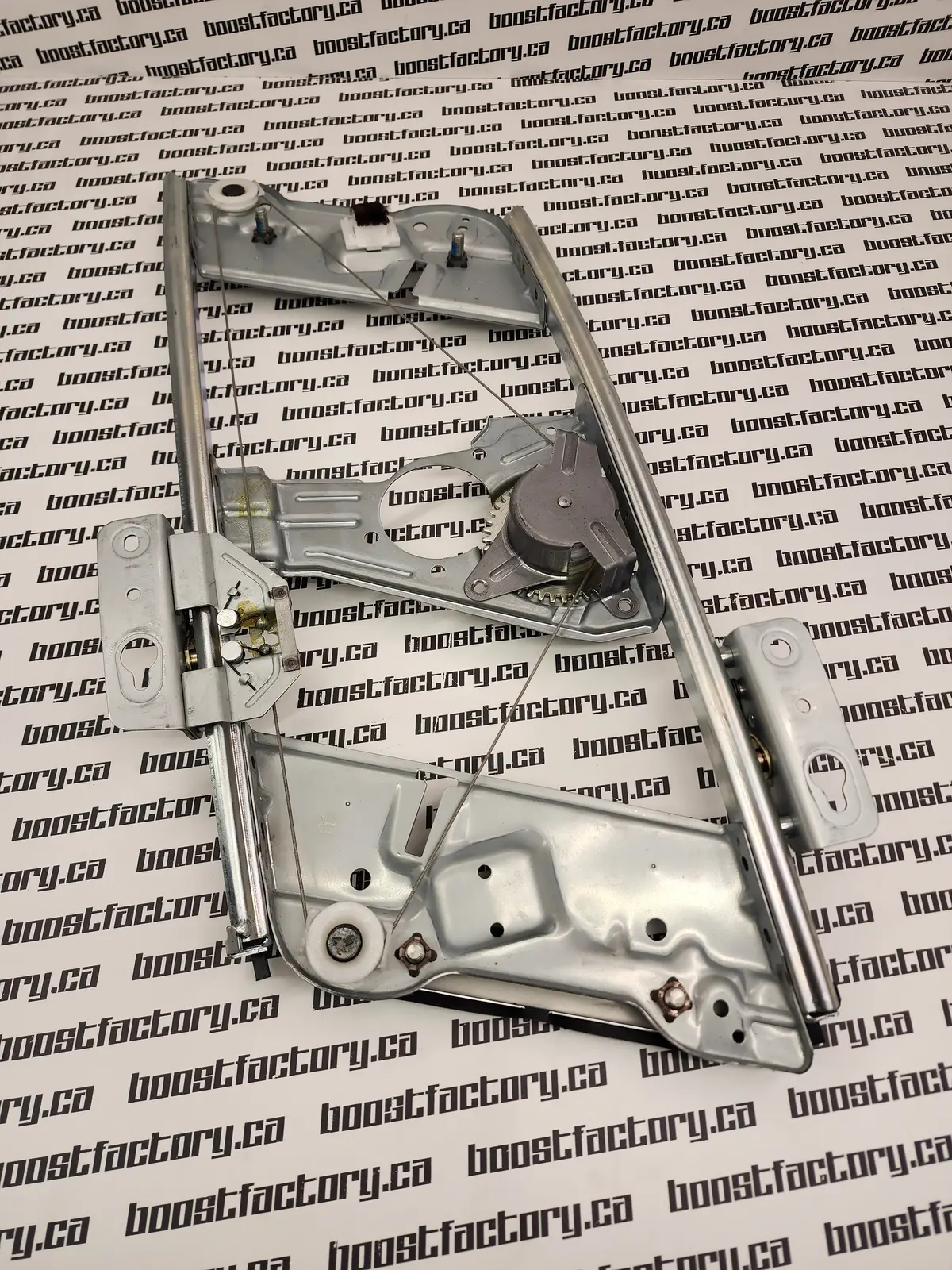 Genuine Nissan Skyline R32 Coupe Window Regulator Left And Right 80720-04U20 / 80721-04U20 1