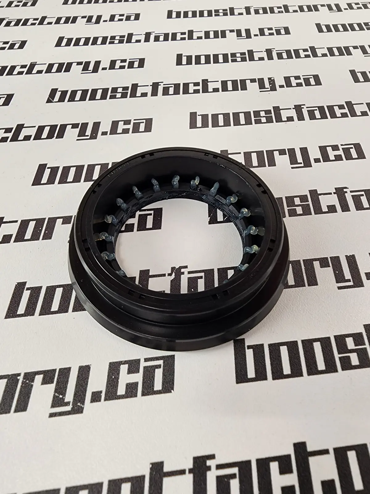 Genuine Nissan - Front Transfer Case Output Seal All Awd Rb26/25/20 Engines - 33216-Cg01a 1