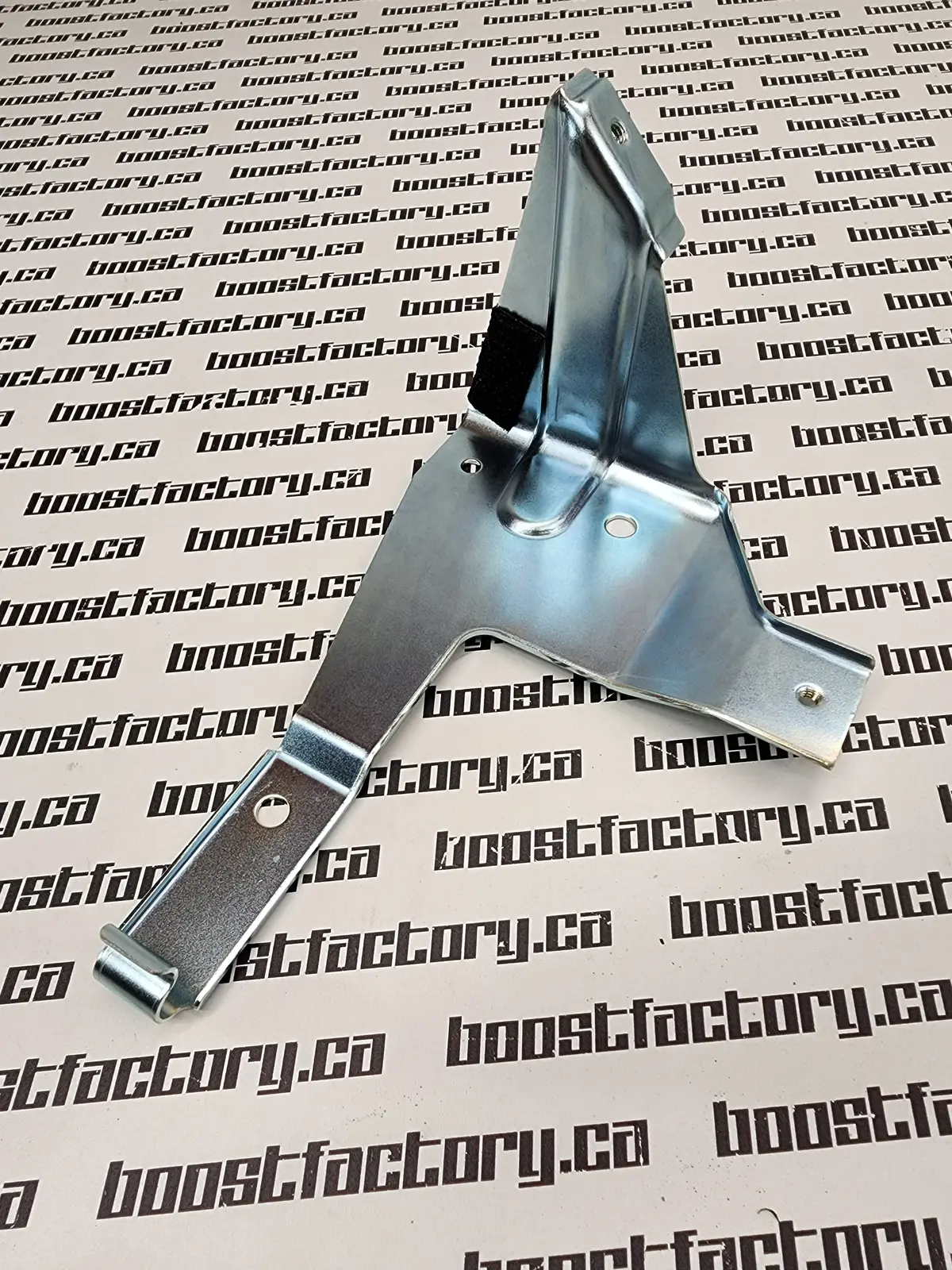 Genuine Nissan Skyline R33 / R34 Gtr Washer Fluid Tank Bracket - 28925-24U00 1