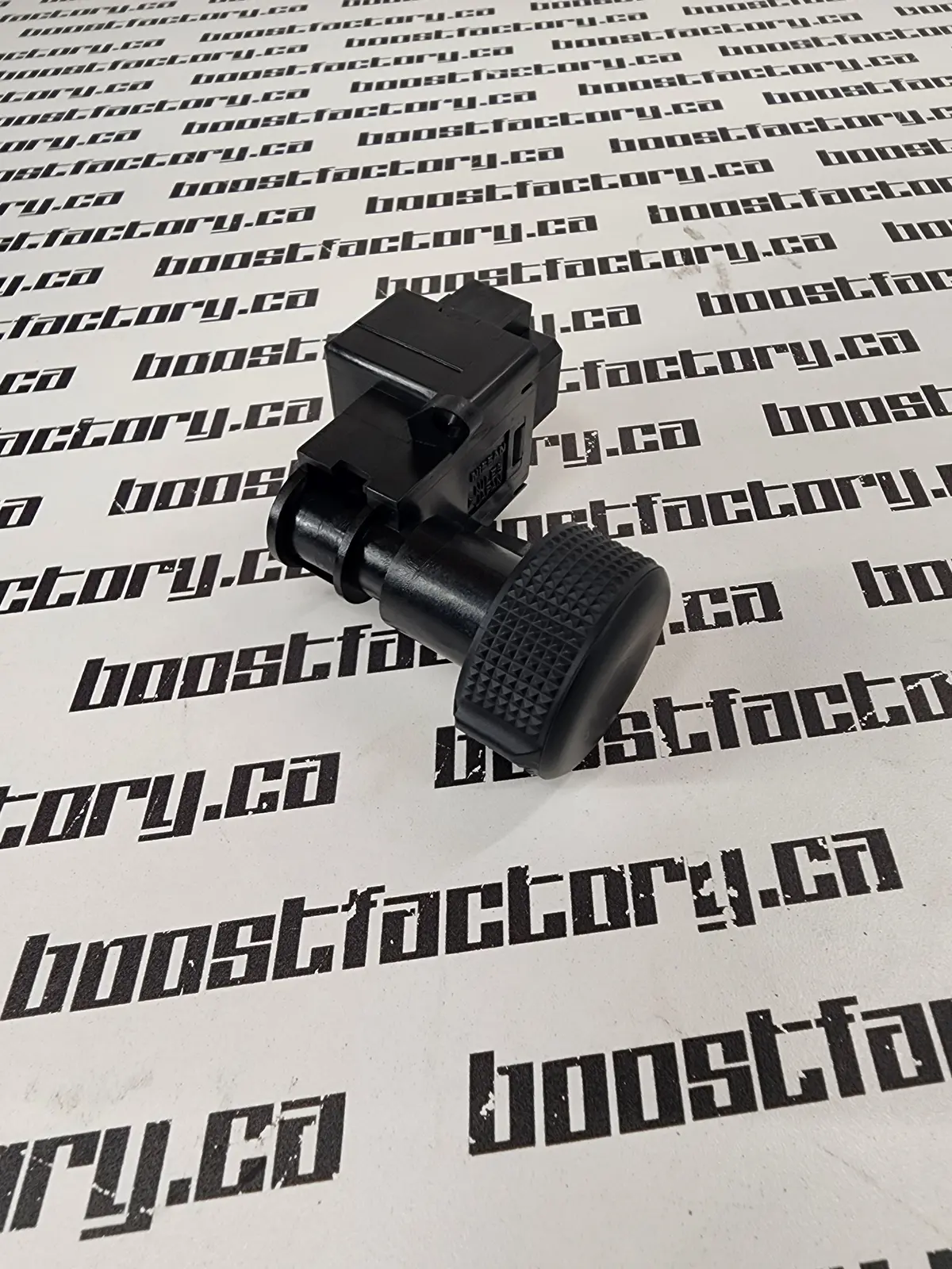Genuine Nissan Skyline R32 All Headlight Switch Assembly - 25160-01U03 1