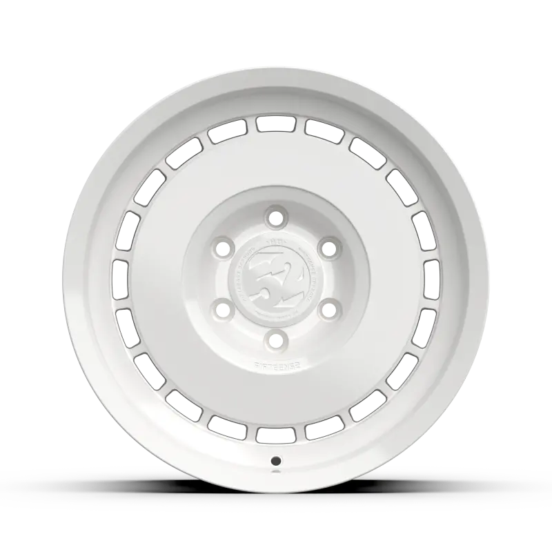 Fifteen52 Evolution Mx 17X8 5X112 20Mm Et 57.1Mm Center Bore Classic White Wheel 1