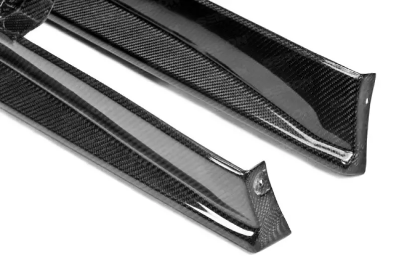 Seibon 11-13 Nissan Gtr R35 Vs-Style Carbon Fiber Side Skirts (Pair) 1