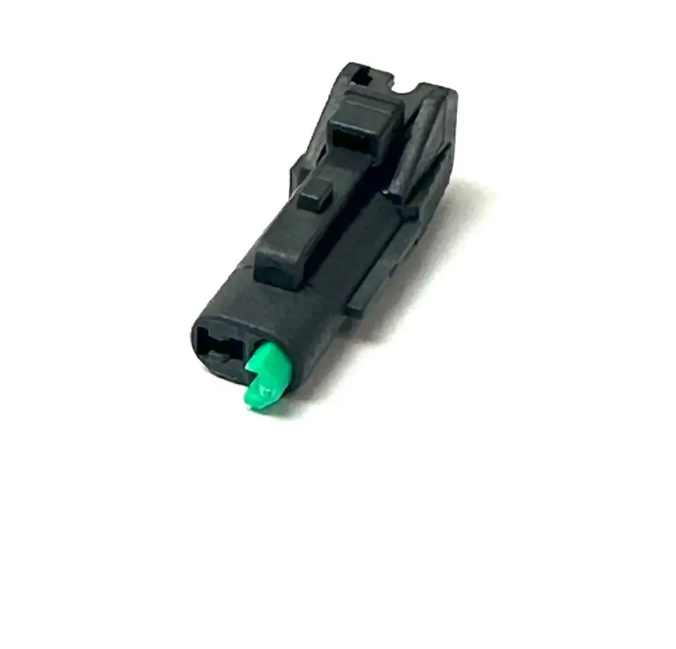 Wiring Specialties R32 Gtr Oil 1-Pin Temp Sensor Connector Female (Harness Side) 1