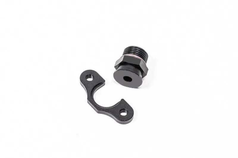 Radium Engineering Fpr Adapter - 8An Orb - 7Mm Bore - 39Mm Spacing - M6 1