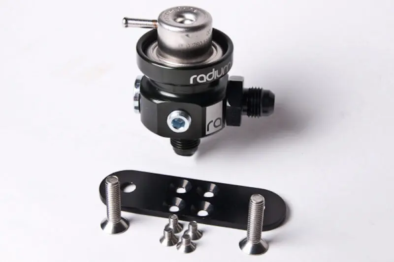 Radium Engineering Fuel Pressure Regulator W/ 3 Bar Bosch Reg 1